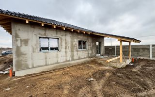 Casa Individuala in Mosnita. Aproape de asfalt. Pe parter. Finisaje la alegere - Poză 4