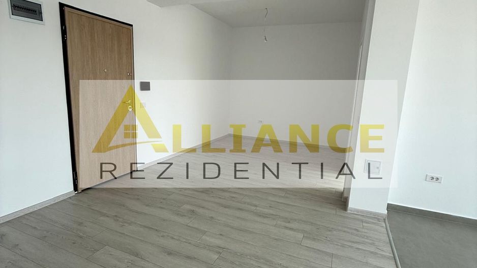Apartament 3 camere de vanzare - Poză 2