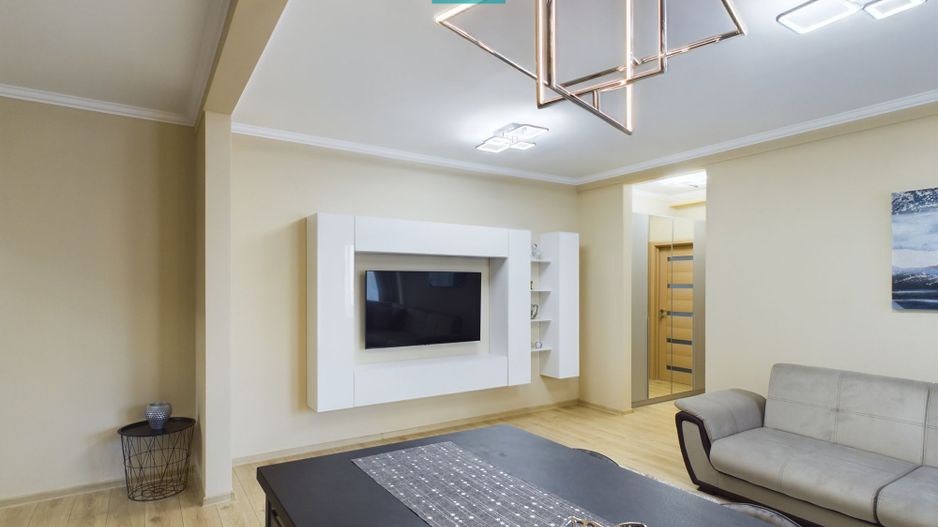 Apartament de lux în bloc nou, Micălaca - Poză 2