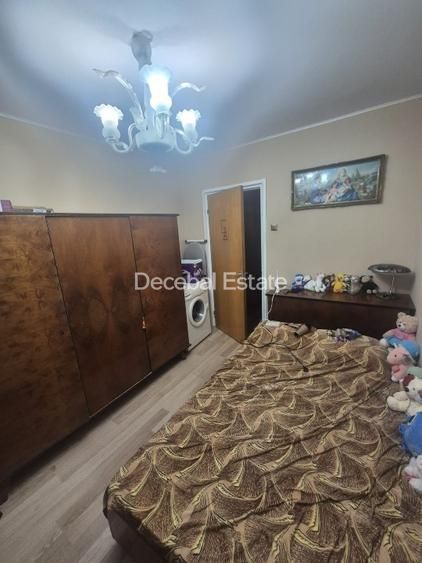 Apartament 3 camere 67 mp 1978 decomandat Titan - Poză 5