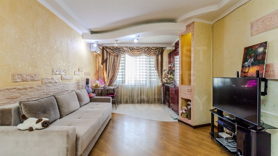 Vânzare, apartament, o cameră, str. Bogdan Voievod, Râșcani - Poză 1