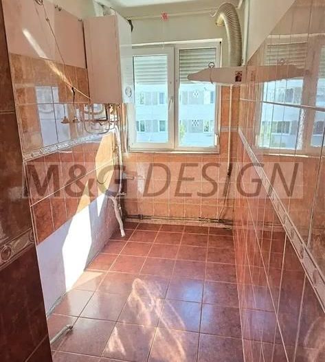 4 camere Dacia  etaj 3  centrala proprie - Poză 1