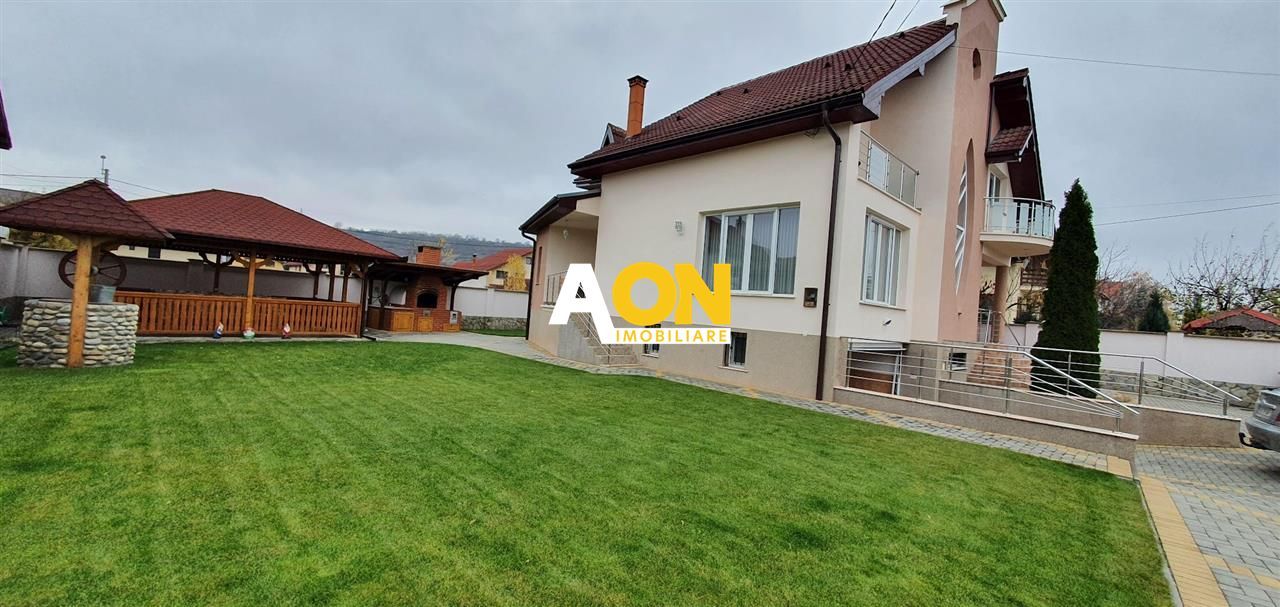 Casa 5 camere 567 mp teren la asfalt toate utilitatile Cetate - Poză 1