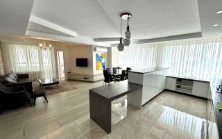 Chirie, apartament, 3 camere + living, strada București, Centru - Poză 3