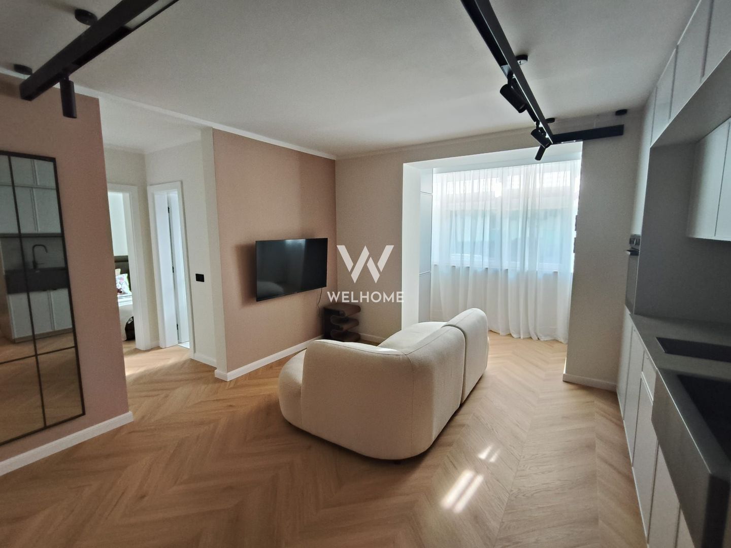 Apartament modern de închiriat, complet renovat - zona Liceul Economic - Poză 2