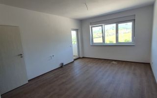 Apartament cu 1 camera, 42 mp utili, cu balcon, etaj 1, bloc nou - Poză 1