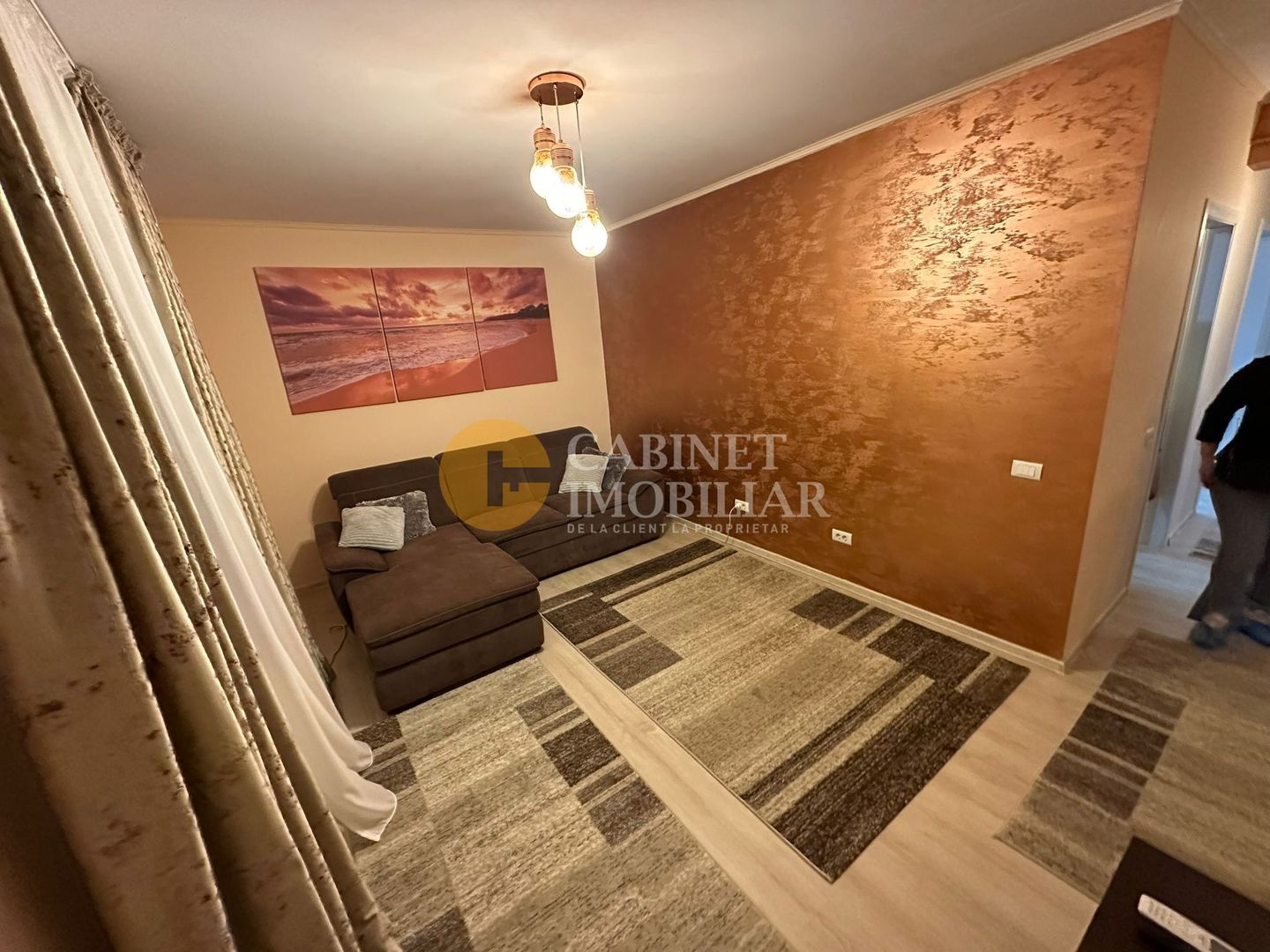 REDIU - 2 CAMERE DECOMANDAT - MOBILAT SI UTILAT - LOC DE PARCARE - Poză 5