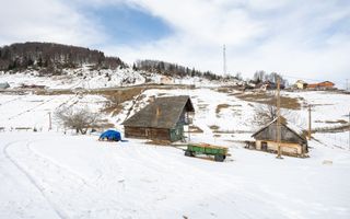 Teren 7,656 mp + Cabane tip A Frame, Fundata - Poză 13