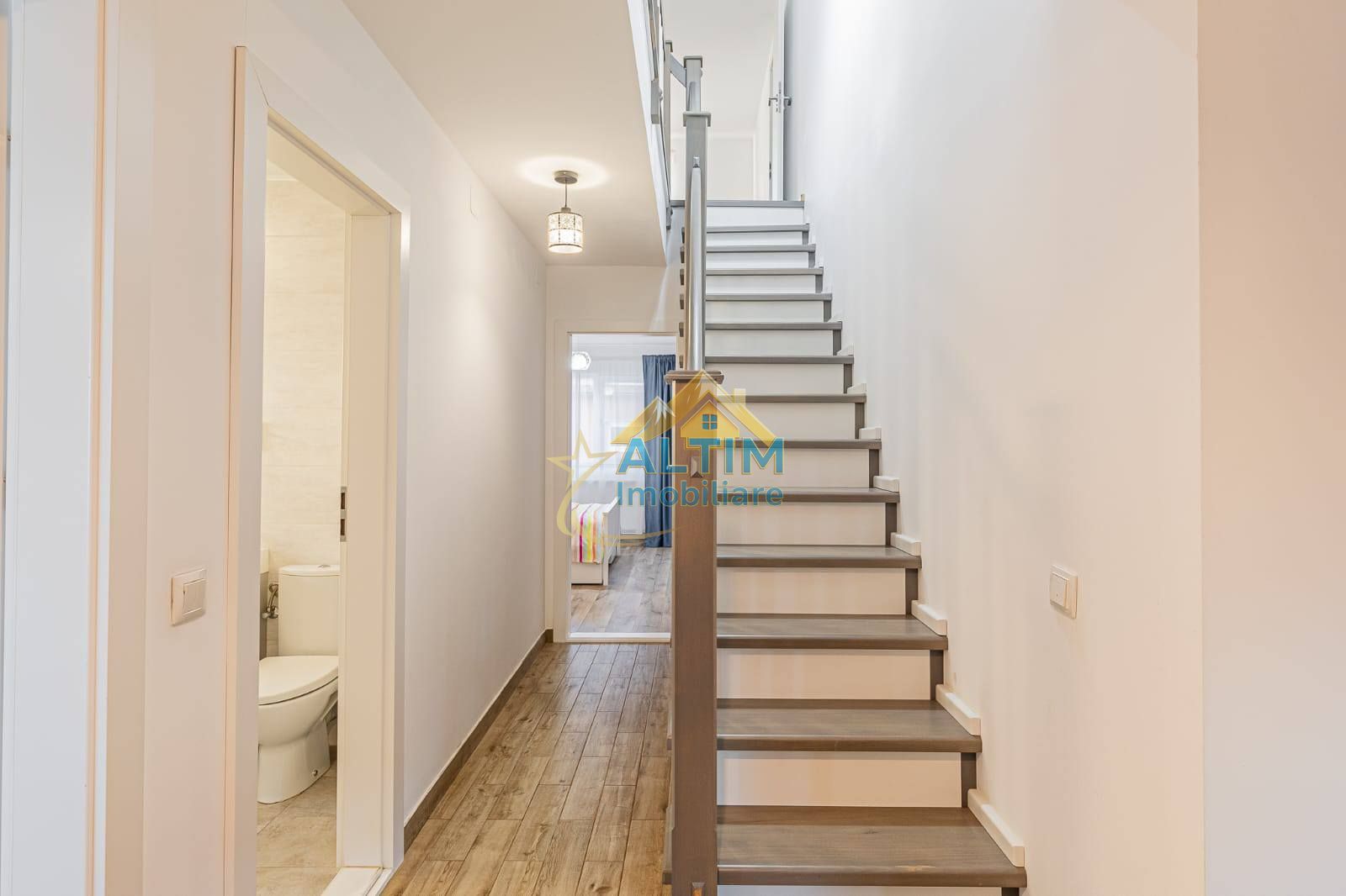 Casa de vânzare cartier Izvor, Brașov - Poză 8