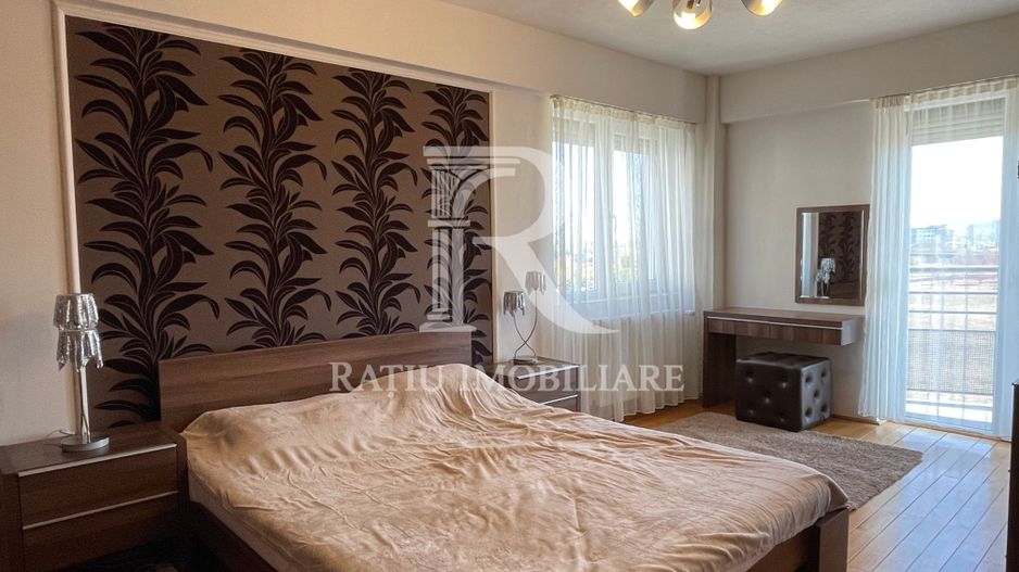 Apartament cu 3 camere | 2 Parcări Subterane | Nufărul | Oradea - Poză 6