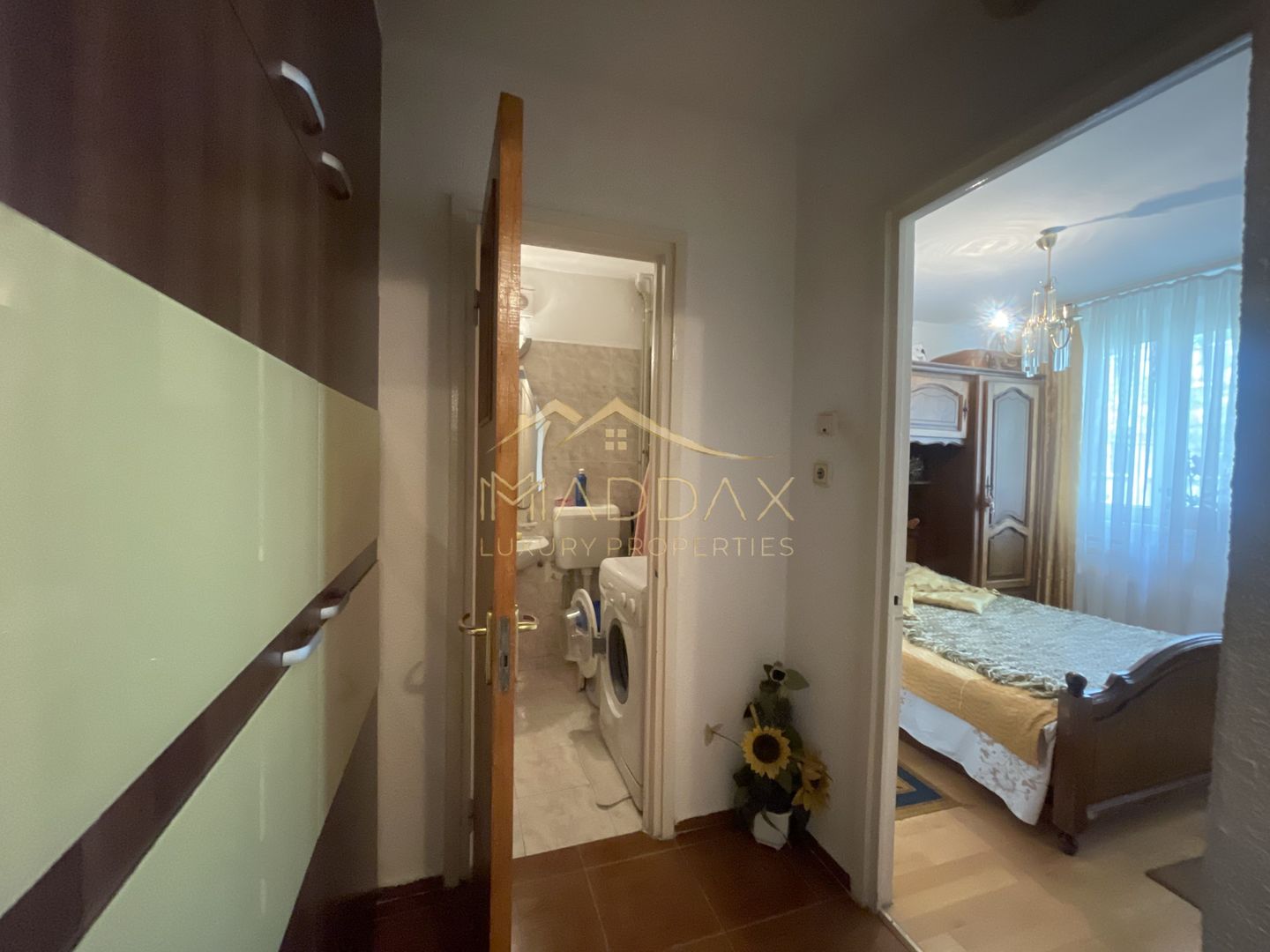 //Apartament 4 camere****Parcare + Boxa//Apusului - Poză 8