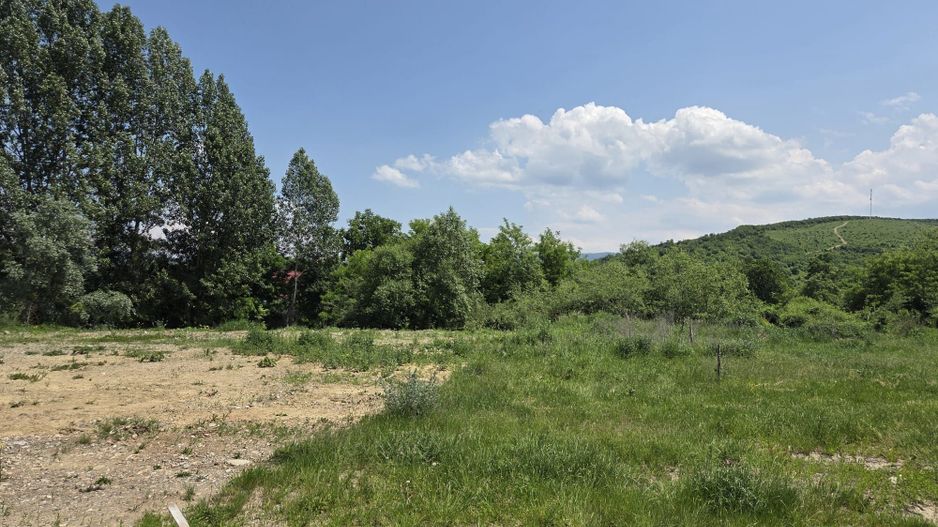 Teren de vânzare – 1.000 mp – Tărlungeni, zonă în dezvoltare - Poză 4