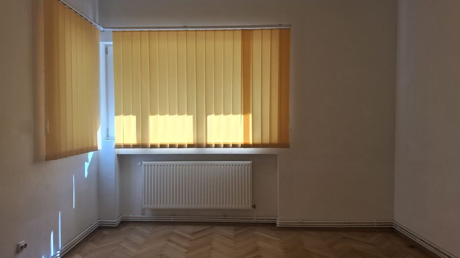 URGENT!, PARTER,FARA MENTENANTA, CONTORIZAT,SINGUR PE ETAJ, NEGOCIABIL - Poză 5