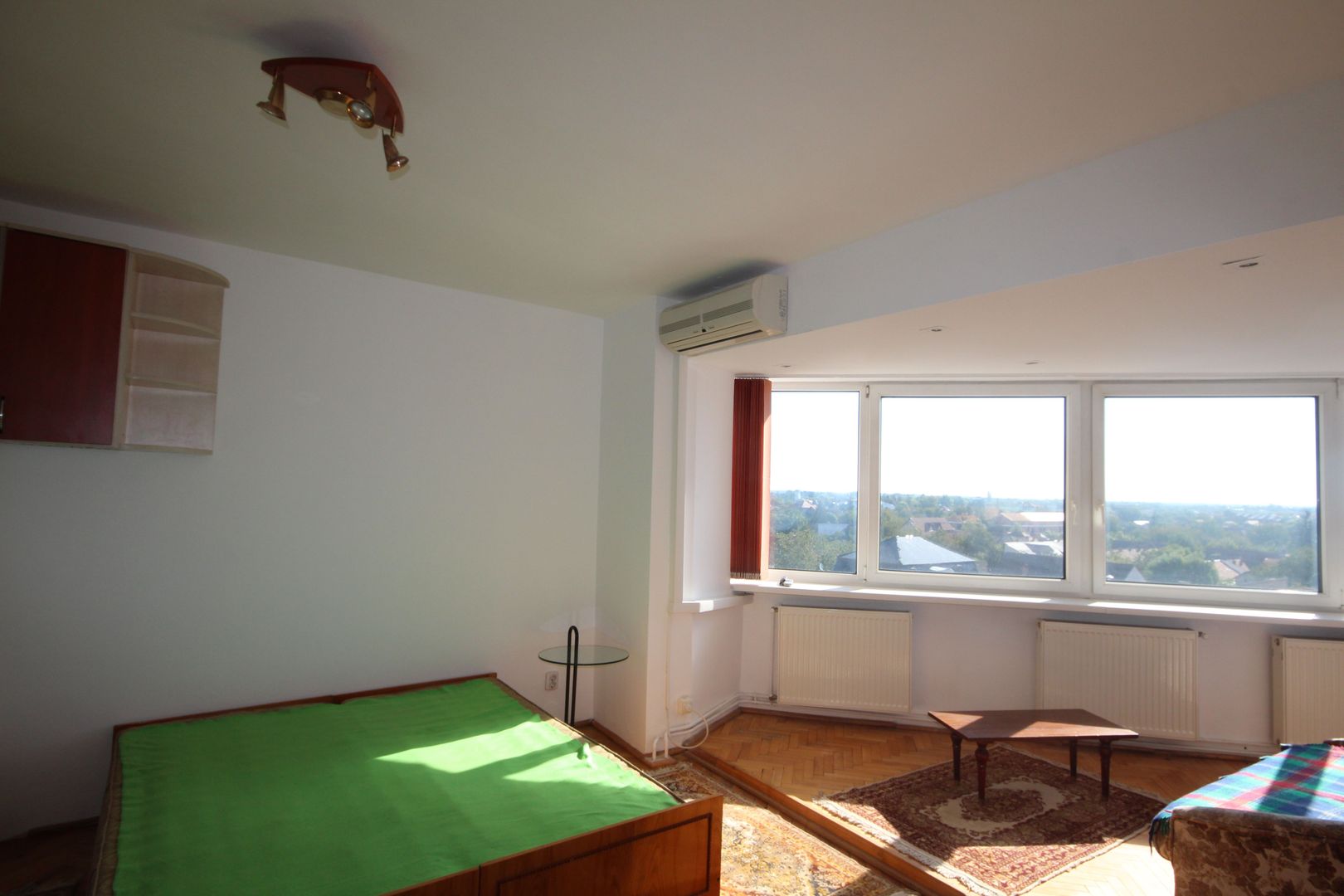 Spatios cu priveliste deosebita - Poză 59