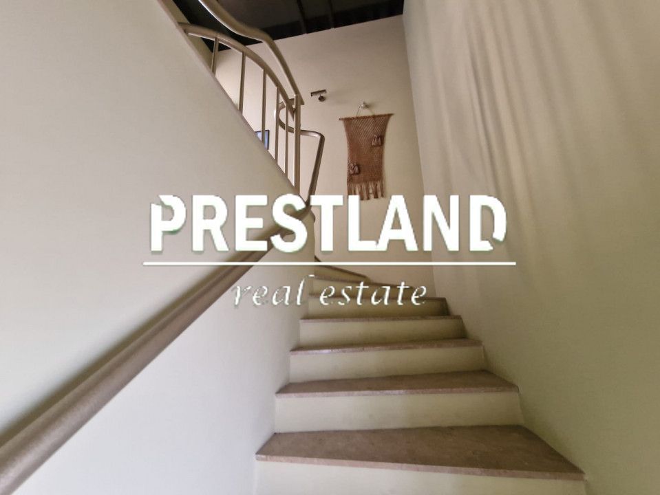 Vila zona Sub Arini!! - Poză 3