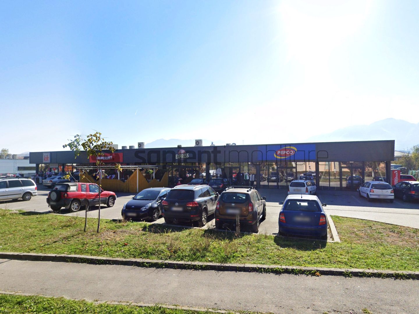 Sapient | Galerie comercială în Zărnești, jud. Brașov - Poză 1
