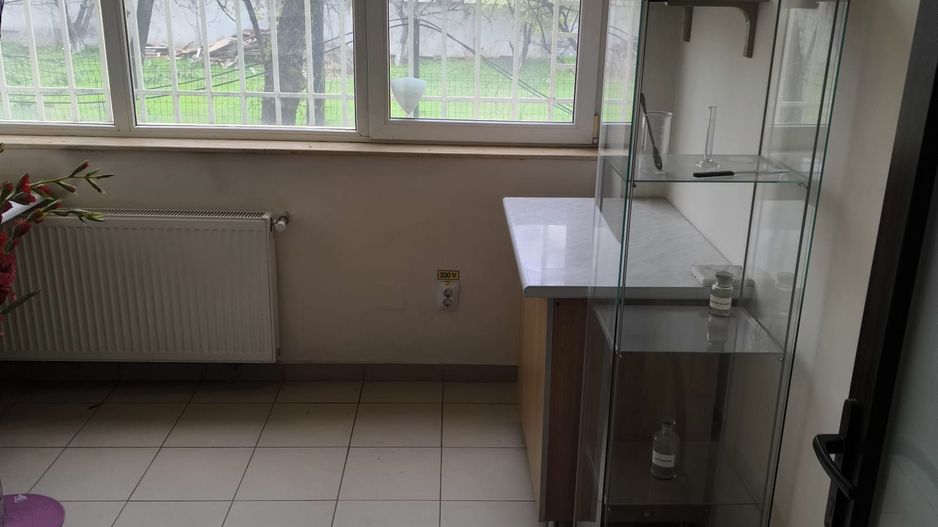 Spațiu Comercial  - VAD EXCELENT la Bulevard. - Poză 1