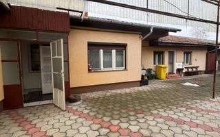 De vânzare Casă în Grădiște, curte + grădină proprie generoasă Arad - Poză 4