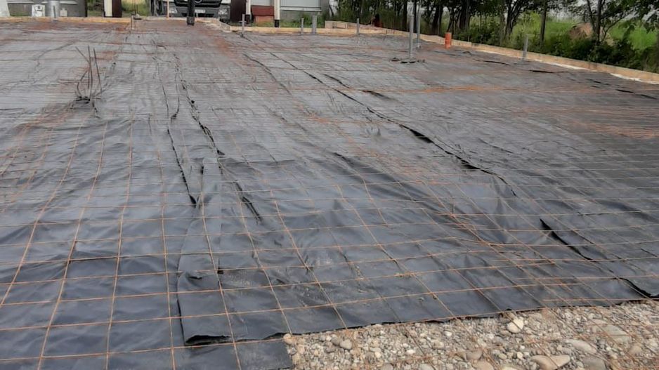 Casa 5 camere pe 1 nivel cu garaj si gard 176mp,1400mp teren - Poză 26