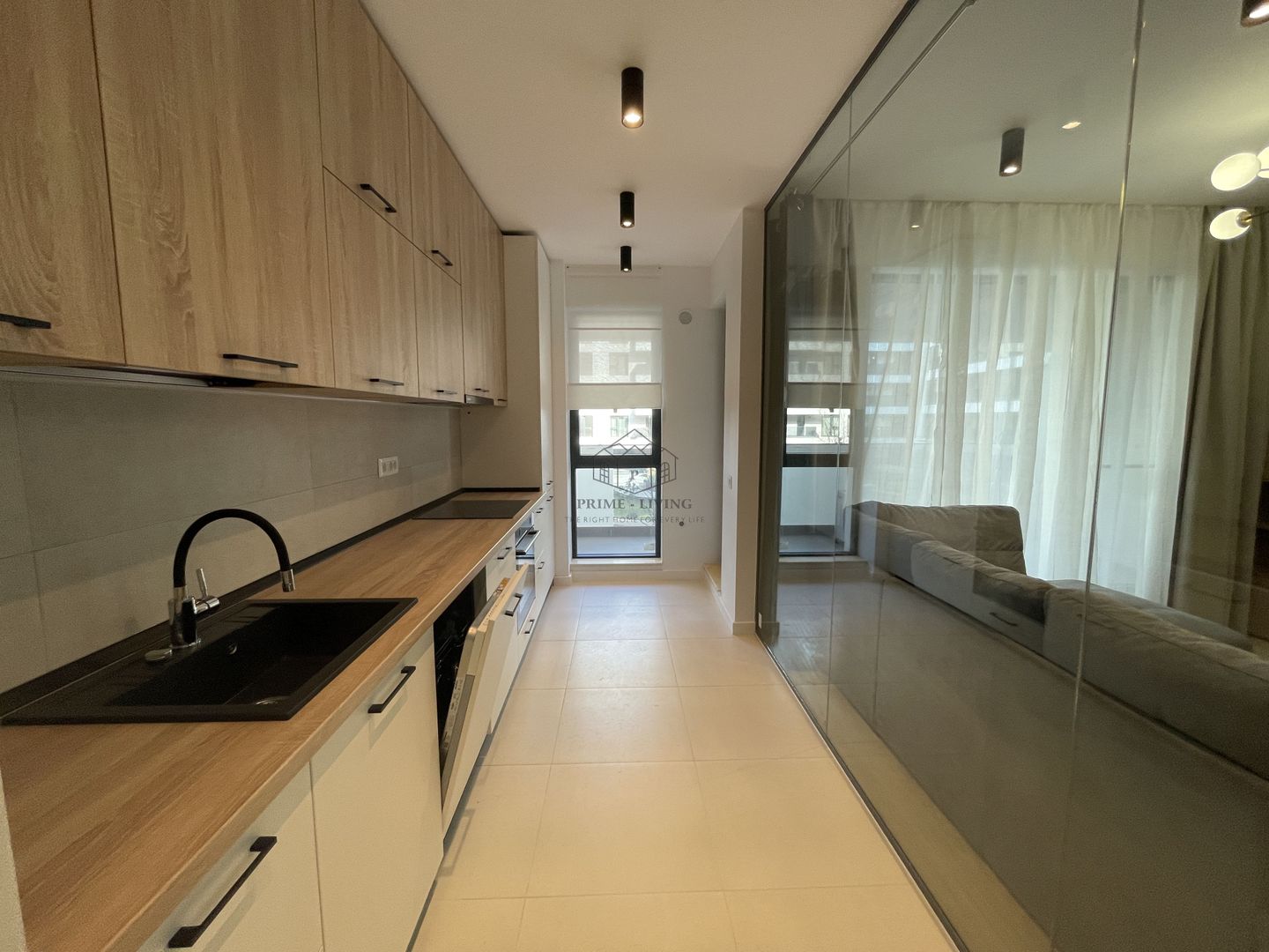 APARTAMENT SUPERB LA INCHIRIERE IN ZONA AVIATIEI - Poză 2