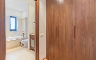 Vanzare - vila spatioasa cu gradina - Condominiu - Iancu Nicolae - Poză 19