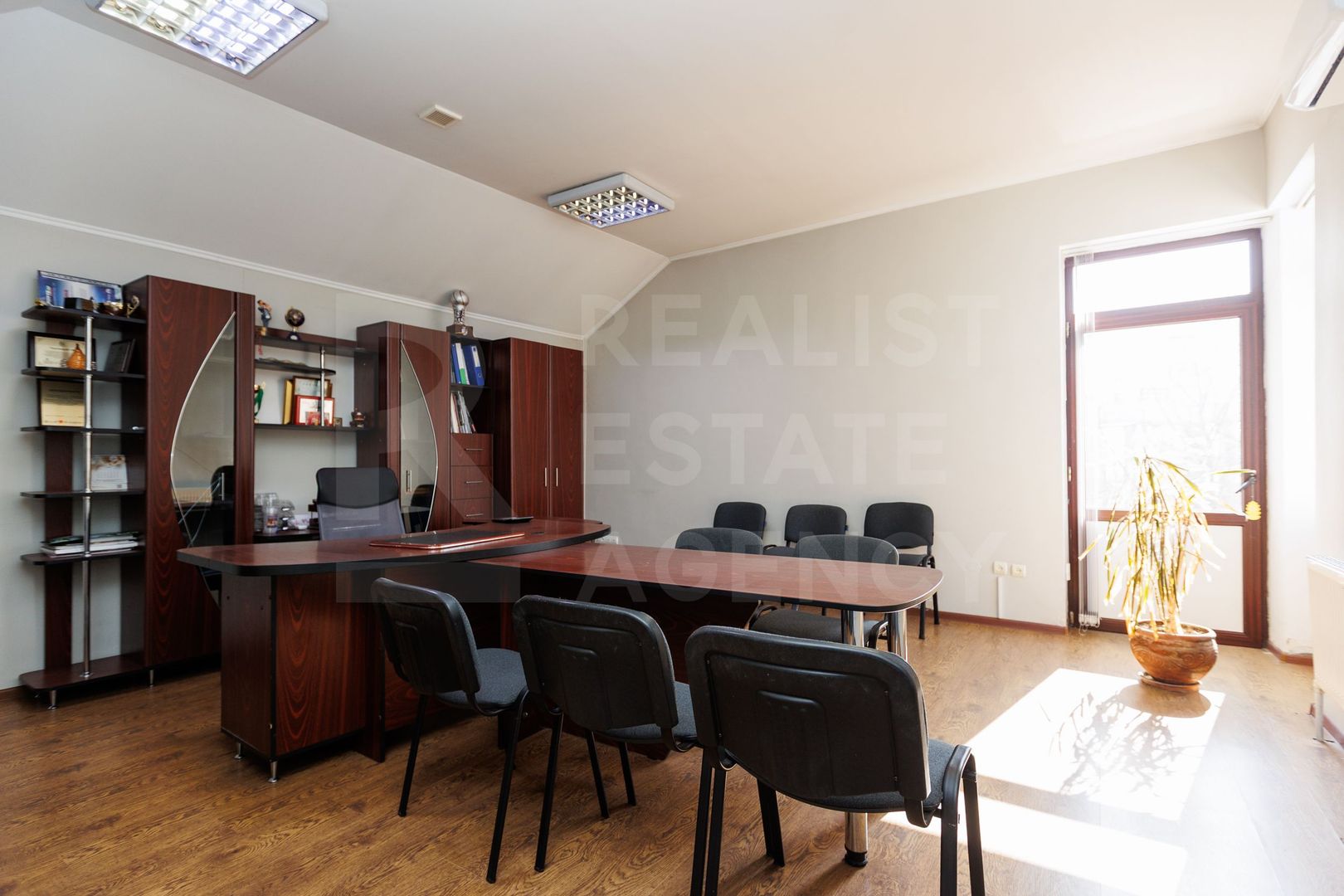 Chirie, teren+construcție, str. Independenței, Botanica - Poză 18