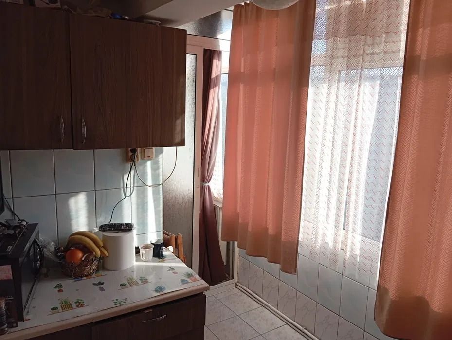 De vanzare apartament cu 2 camere, Micro 14, etaj 3, 69.000 euro - Poză 8