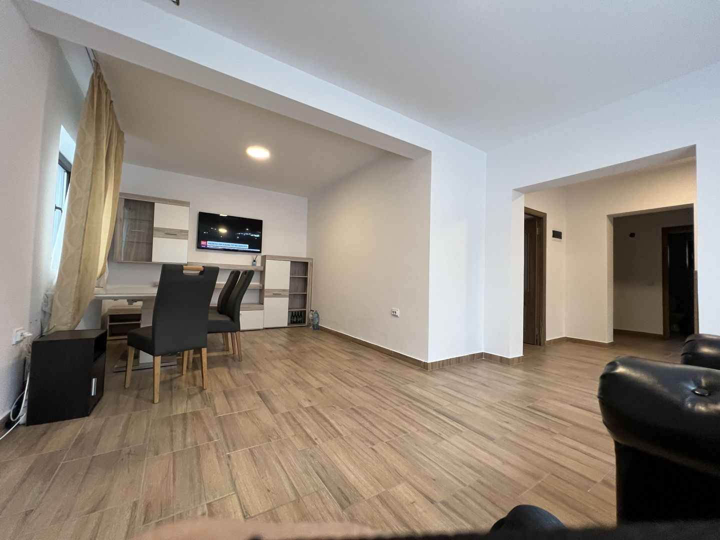 Casa parter 3 camere la 15 min de centrul capitalei! - Poză 5