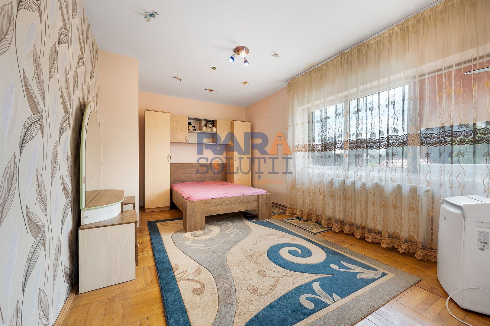 Vilă cu 3 dormitoare - zonă exclusivistă - Poză 11