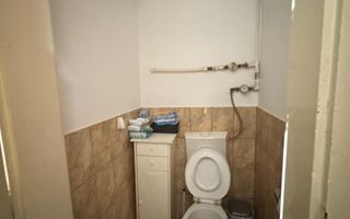 Apart cladire istorica Sinaia etaj 1 cu centrala - Poză 2