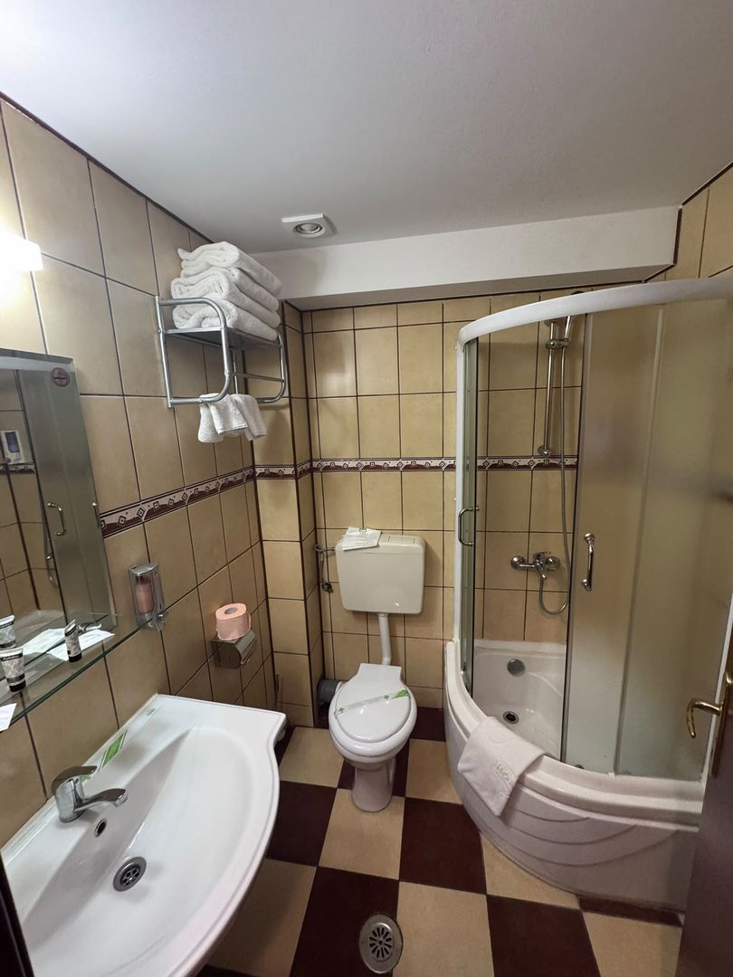 Hotel de vânzare – Strada Tineretului, Giurgiu - Poză 13