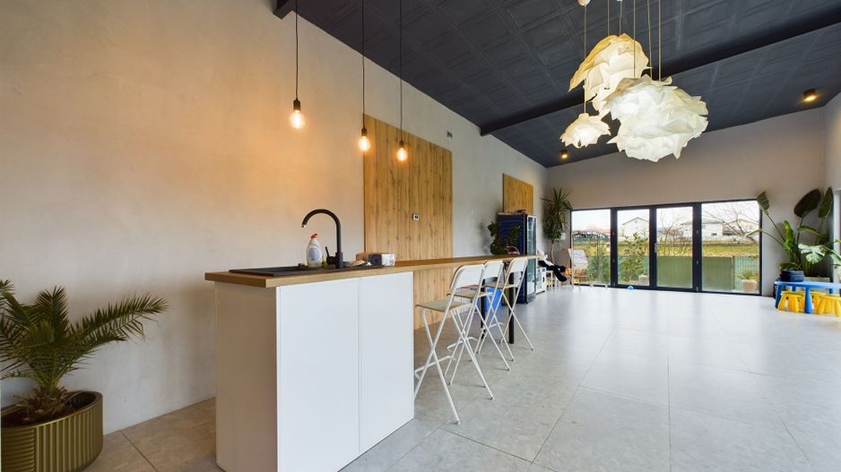 Casa Spațiu Versatil de Vânzare în Comuna Berceni - Poză 11