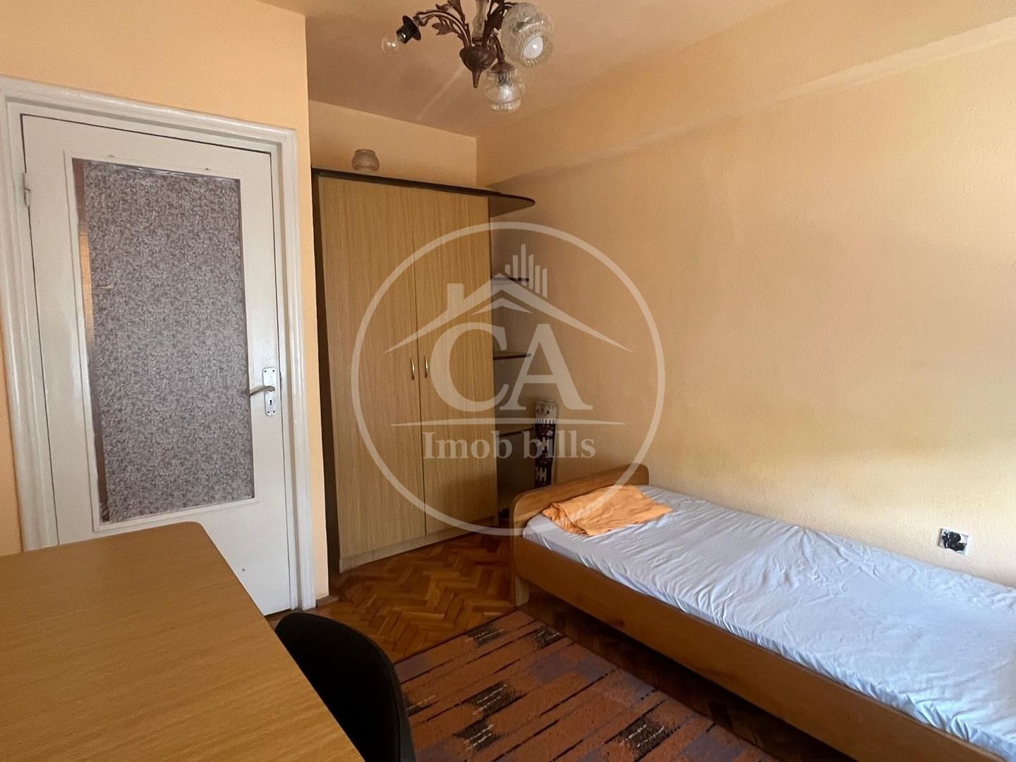 Apartament de închiriat cu 3 camere în zona centrală, Oradea - Poză 4