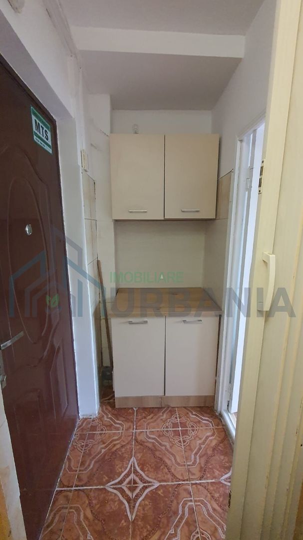 Cameră de cămin mobilată și utilată, 17 mp, Iași, Canta (Bloc Contis) - Poză 4