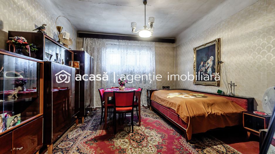 PRET NOU!!! Casa in Parneava - Poză 4