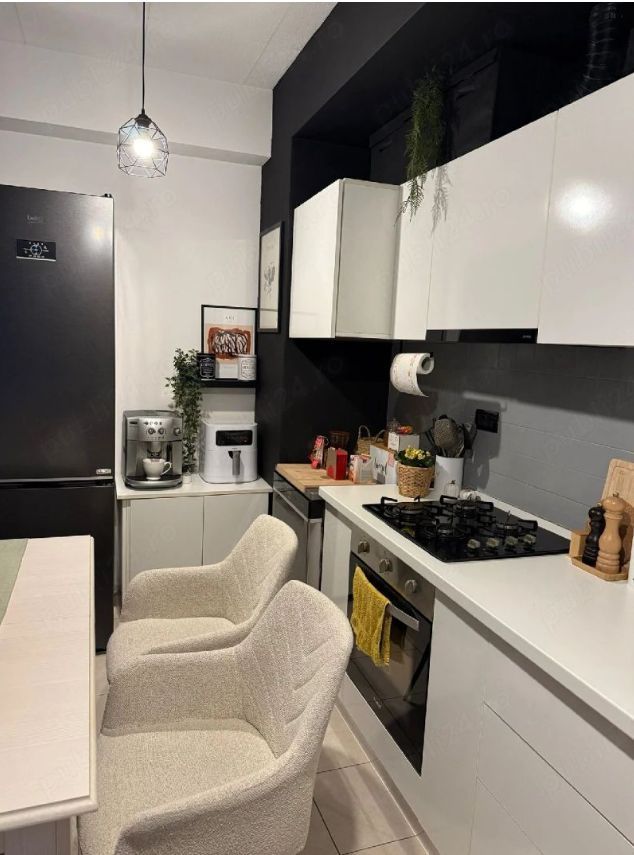 Apartament cu 2 camere în Torontal Ring - Poză 3