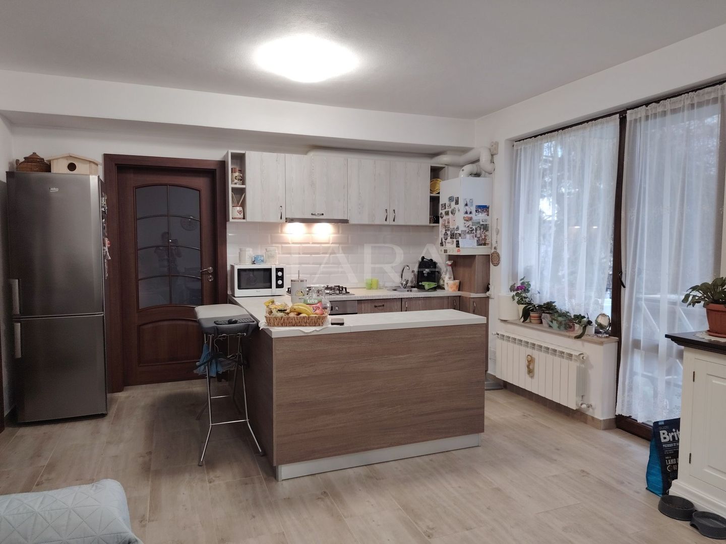 Apartament 3 camere – Borhanci - Poză 1