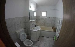 Apartament cu 3 camere Zona Centrala - Poză 7
