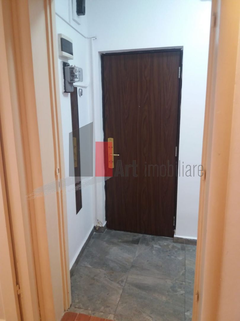 Apartament de 4 camere in vila - Poză 8