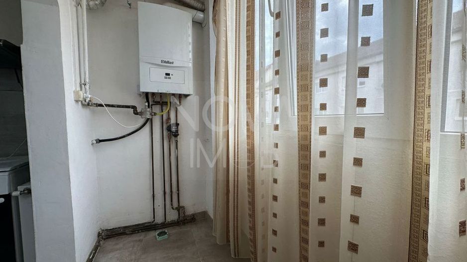 Apartament 2 camere, decomandat, Strada Siretului - Poză 4
