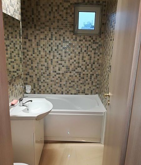 Vanzare Apartament 2 camere, 50 mp, etajul 5/10, metrou Favorit - Poză 4