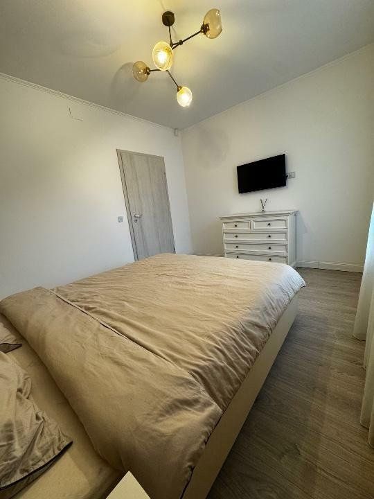 Giroc | 3 Camere | Curte comuna | Mobilat si utilat | Loc de parcare - Poză 10