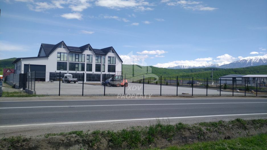 Spatiu comercial  1274 mp utili , teren 7261 mp - Poză 1