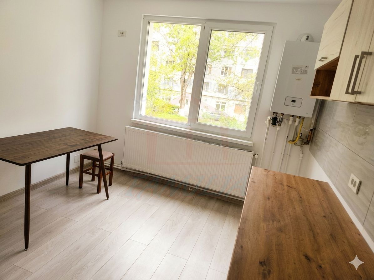 Vanzare apartament cu 2 camere la et 1, Micro 19, 30 mp, 45.000 EURO - Poză 2