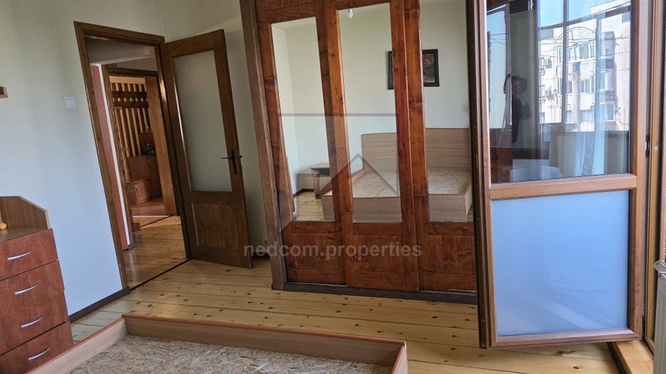 Inchiriere apartament 3 camere str. Novaci - Sebastian - Poză 12