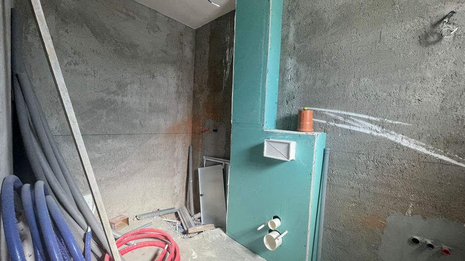 Duplex despartit prin camera tehnica- 5 camere- Mosnita Noua - Poză 15