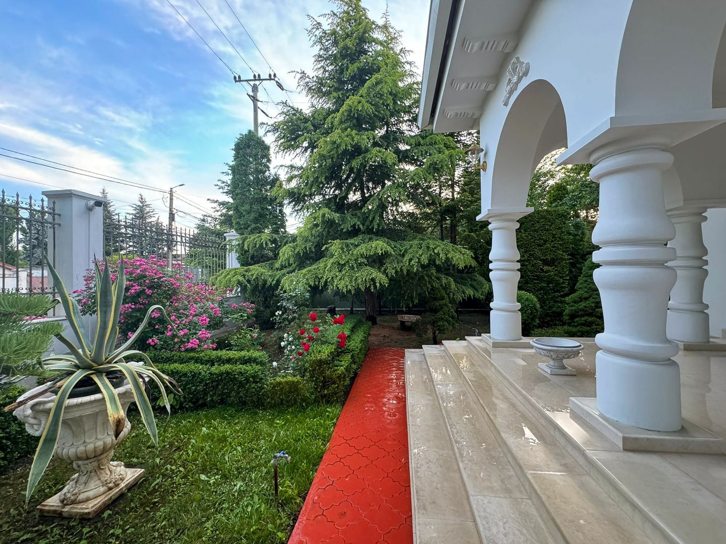 PROPRIETATE CU ENERGIE PURA |  Sanctuarul Eleganței și Rafinamentului - Poză 26