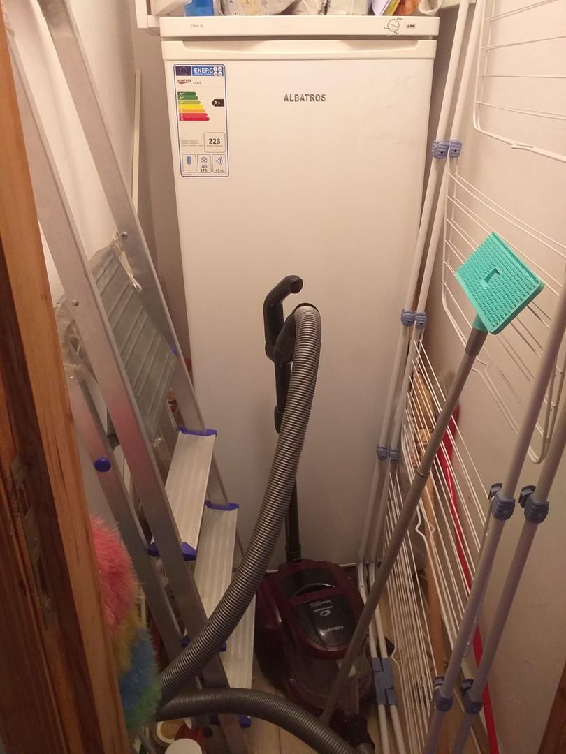 Vănd apartament, complet mobilat in Calafat - Poză 14