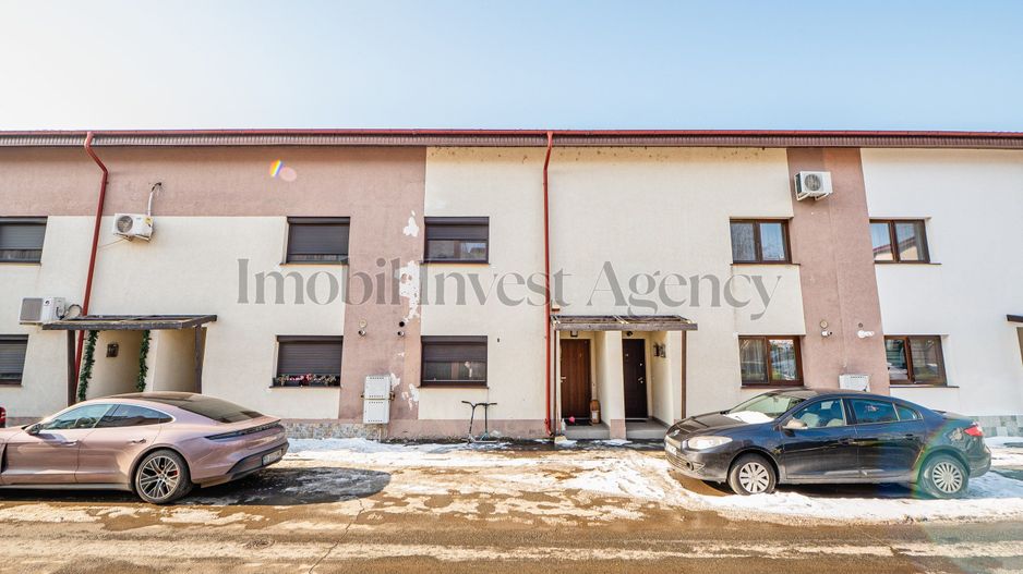 Duplex P+1+M cu grădină proprie, terasă și acces la piscină. - Poză 27