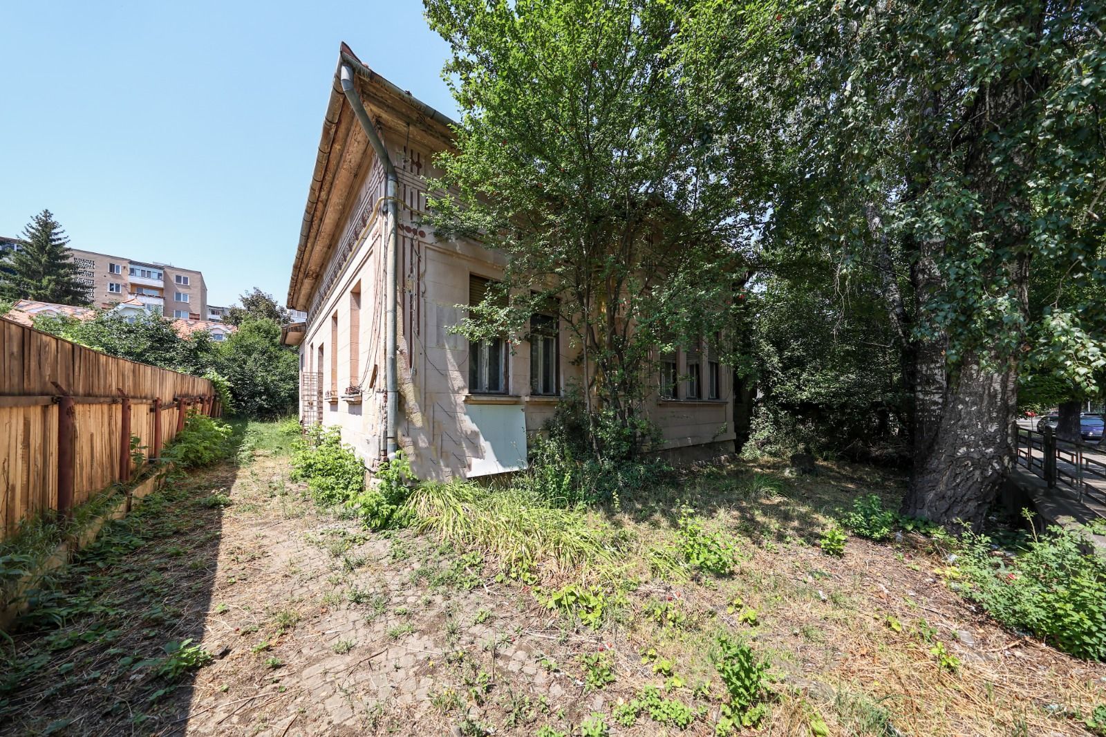 Casă spațioasă în centrul orașului Sfântu Gheorghe | Teren 1300 mp - Poză 6